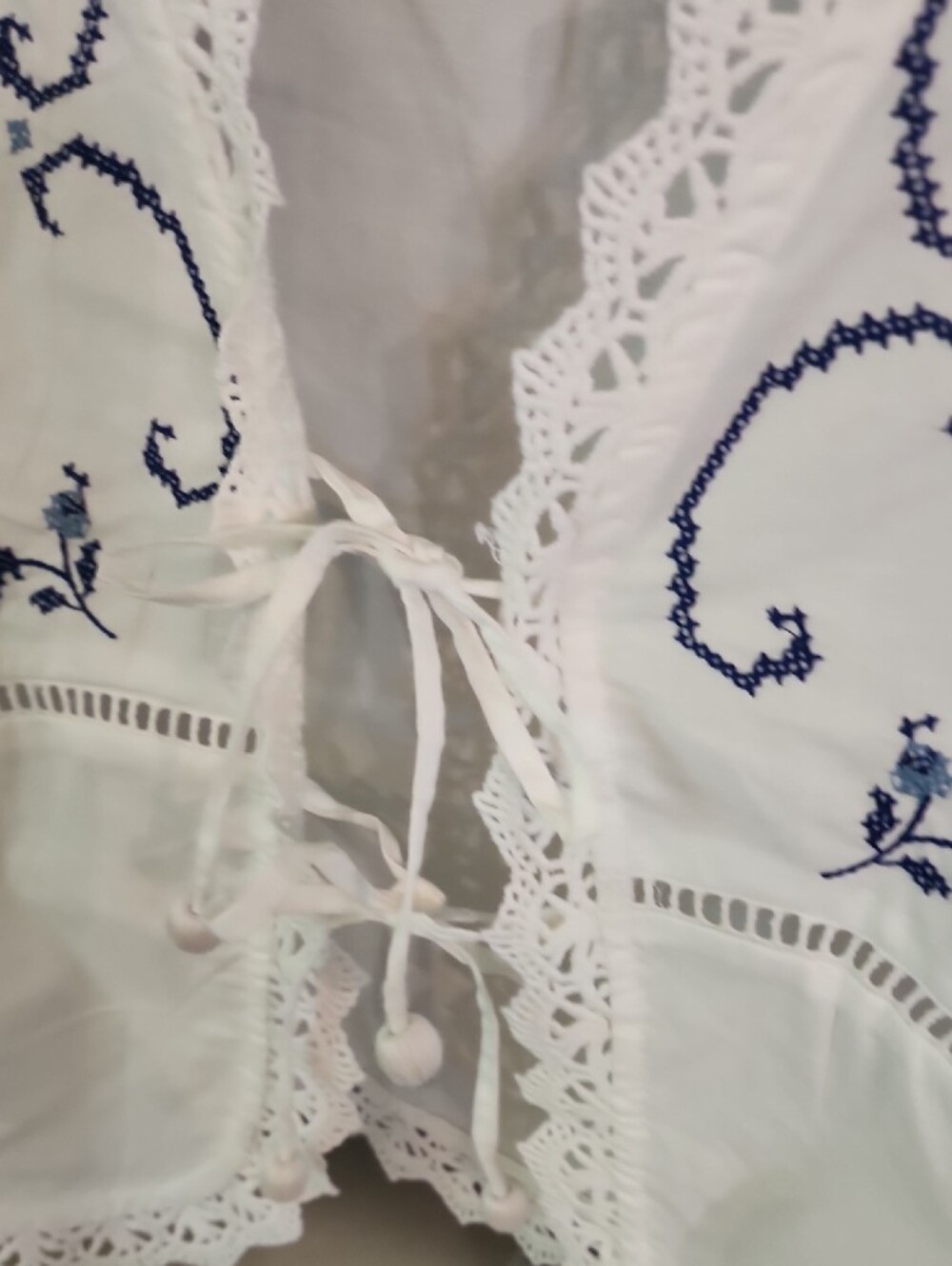 Joie White Embroidered Lace-Trim Peasant Blouse with Blue Floral Stitching - Picture 4 of 9